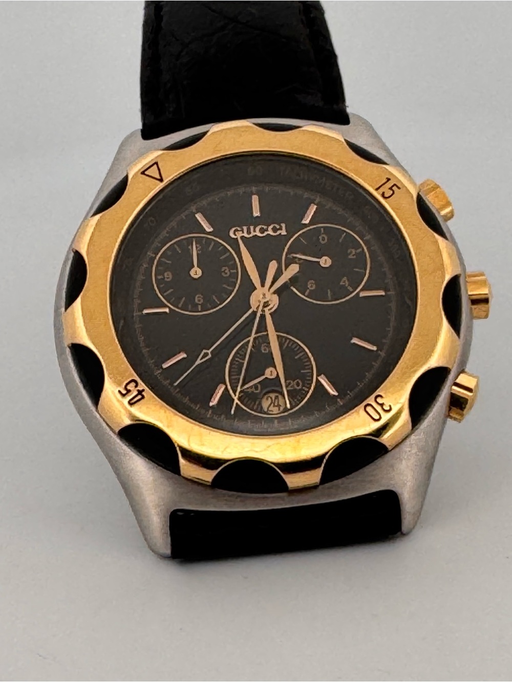 Vintage Gucci 0001138 Swiss Made Chronograph Watch Running w/ 2 Gucci Straps